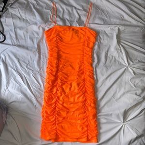 Bright orange mini dress🧡